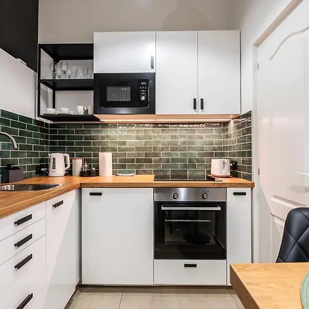 V531 Elitehost Voeroesmarty Apartamento Budapest