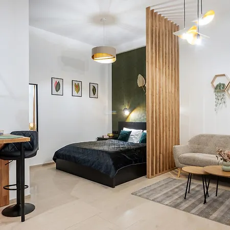 V531 Elitehost Voeroesmarty Apartamento *