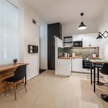 V531 Elitehost Voeroesmarty Apartament Budapeszt
